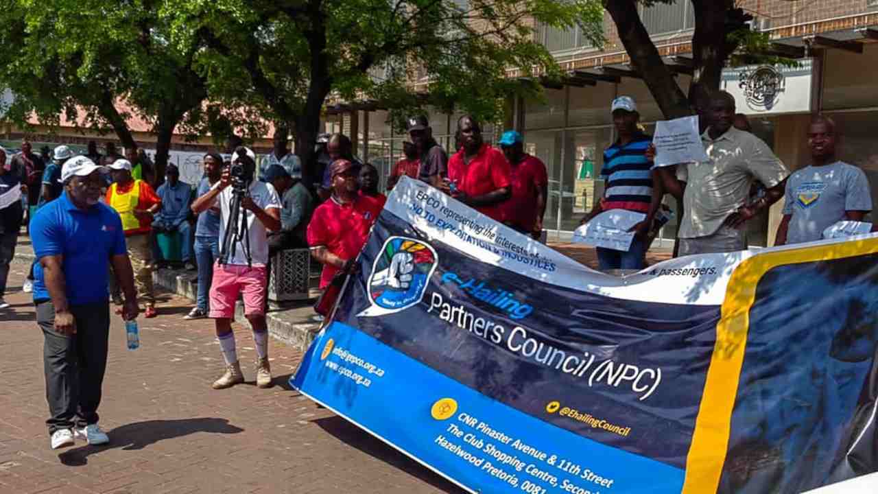 e-hailing-drivers-fed-up-with-Uber